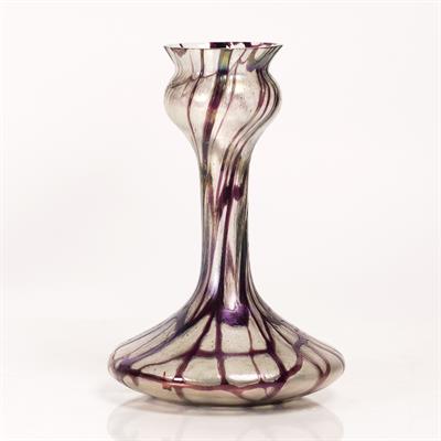 Lot 393 - Art Glass