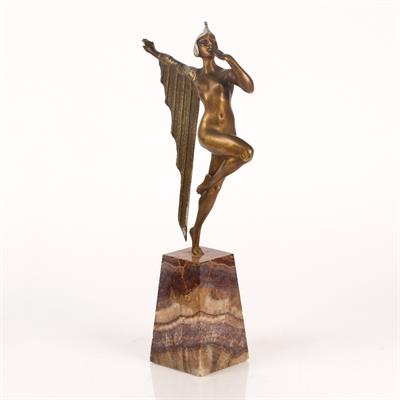 Lot 437 - Art Deco
