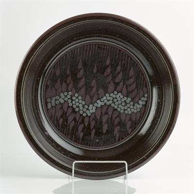 Lot 118 - David Lloyd Jones (British, 1928-1994)
Bowl
tenmoku patterned decoration
impressed potter's