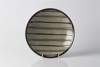 Lot 139 - Mashiko 
Dish
striped green and brown
23