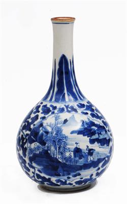 Lot 49 - A Chinese blue and white porcelain bottle vase