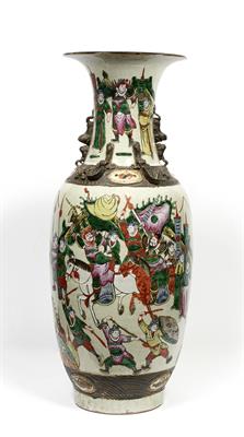 Lot 78 - A Chinese Canton Warring States baluster vase