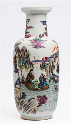 Lot 127 - A Chinese famille rose rouleau vase