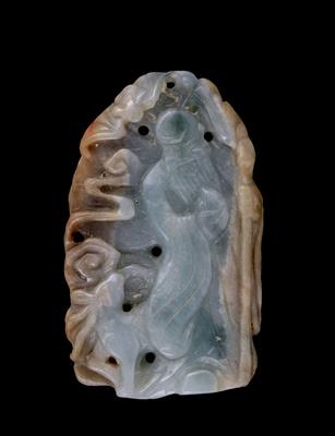 Lot 268 - A Chinese green and grey jade pendant