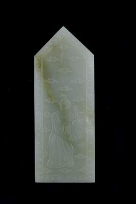 Lot 298 - A Chinese white jade ceremonial tablet or Kuei