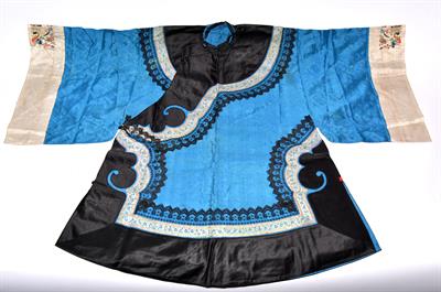 Lot 421 - A Chinese blue silk jacket