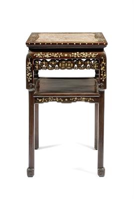 Lot 437 - A Chinese hardwood square urn stand