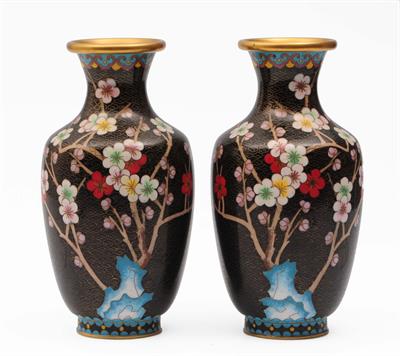 Lot 465 - A pair of Chinese black ground cloisonne vases