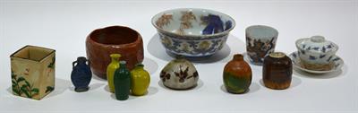 Lot 571 - A small group of Japanese pieces