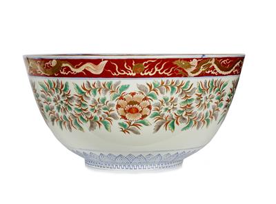 Lot 581 - A Japanese Fukagawa large punch bowl