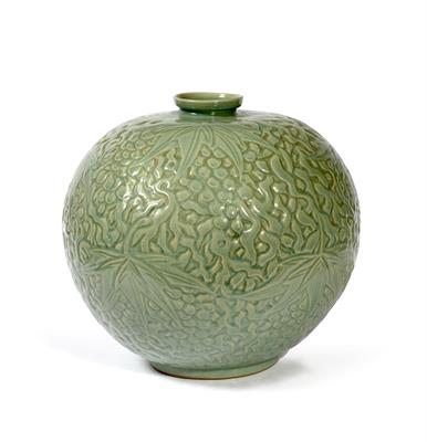 Lot 595 - A Korean large celadon ovoid vase