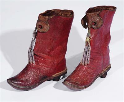 Lot 664 - A pair of Tibetan boots