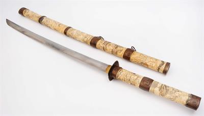 Lot 667 - A Japanese Sword