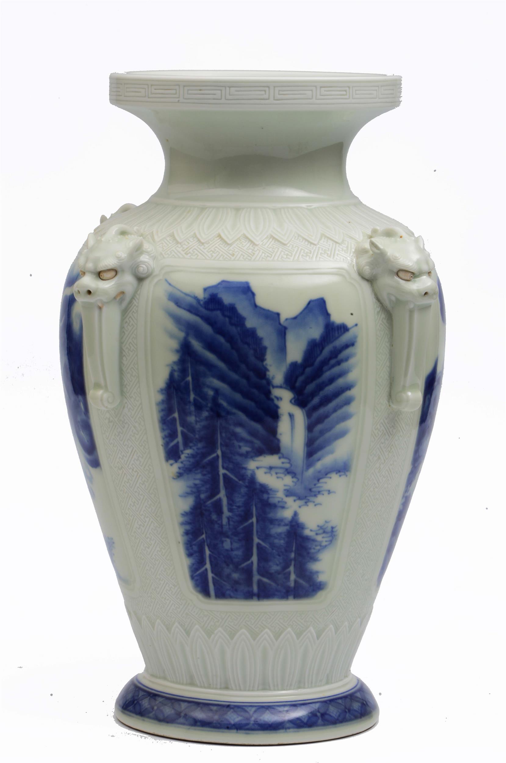 Lot 680 - A Japanese Hirado blue and white vase