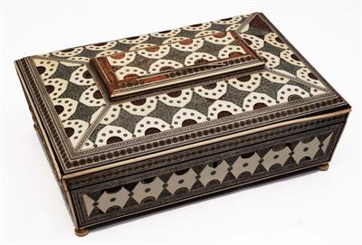 Lot 722 - An Anglo-Indian Sedili bone-inlaid hardwood dome top box