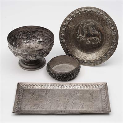 Lot 781 - An Indian silver rectangular tray