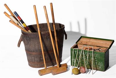 Lot 69 - A large old log basket