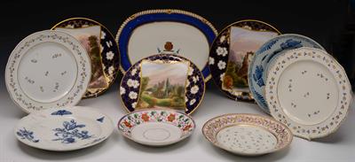 Lot 311 - A Minton set of three cabinet plates