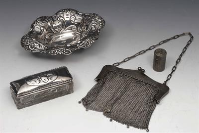 Lot 319 - A silver oval bon bon dish