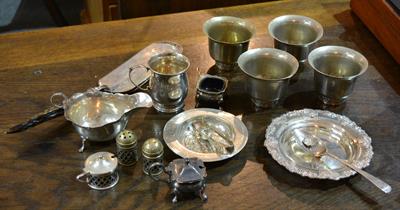 Lot 351 - A small collection of miscellaneous silver and plated wares