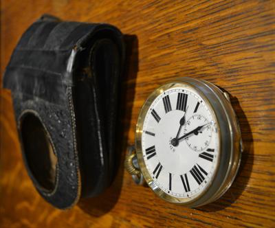 Lot 410 - A silver plated Goliath travelling watch