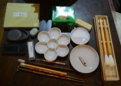 Lot 440 - Various Japanese calligraphy and painting brushes