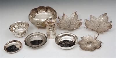 Lot 119 - A SMALL COLLECTION OF WHITE METAL AND OTHER EASTERN BOWLS