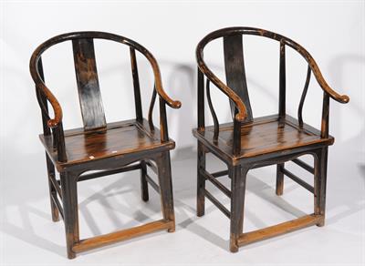 Lot 219 - A PAIR OF CHINESE MING STYLE ELM THRONE CHAIRS