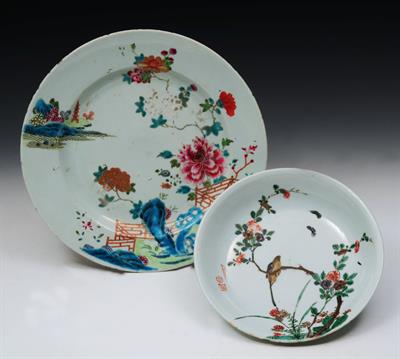 Lot 497 - A CHINESE FAMILLE VERTE PLATE with pagoda