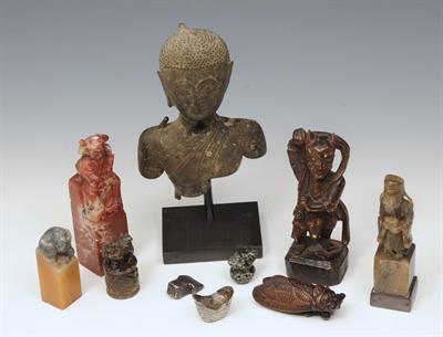 Lot 650 - A COLLECTION OF CHINESE PIECES to include a small bronze mounted buddha