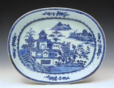 Lot 722 - A CHINESE OVAL BLUE AND WHITE PORCELAIN DISH with late landscape scene