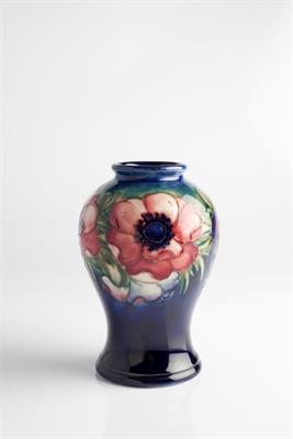 Lot 287 - Moorcroft