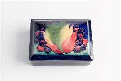 Lot 289 - Moorcroft