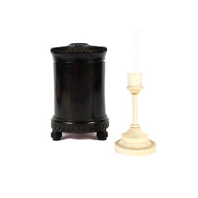 Lot 35 - Ebony cylindrical box with ivory inset cover