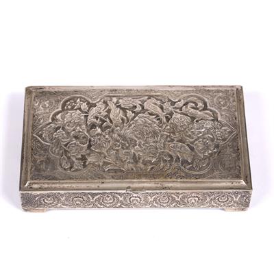 Lot 42 - White metal rectangular cigarette box