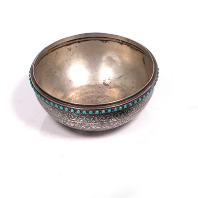 Lot 63 - White metal and niello bowl