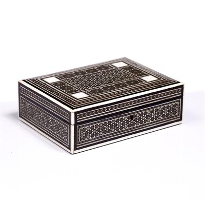 Lot 78 - Vizagapatam box