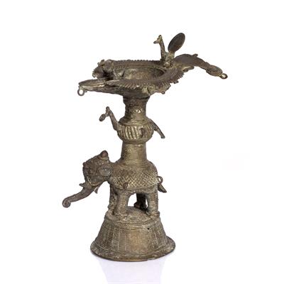 Lot 203 - Oil lamp