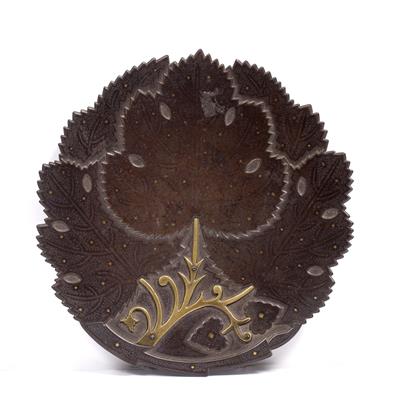 Lot 250 - Koftgari moulded steel plate