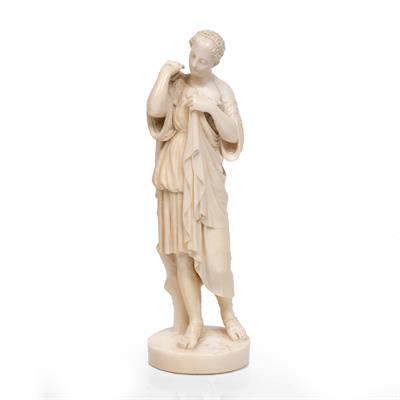 Lot 11 - A 19TH CENTURY EUROPEAN IVORY FIGURE
