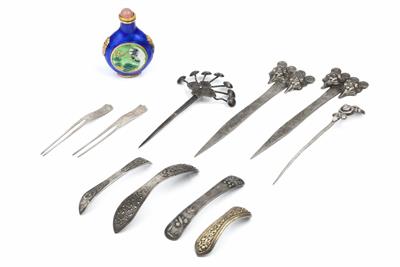 Lot 37 - A COLLECTION OF EIGHTEEN CHINESE WHITE METAL HAIR PINS