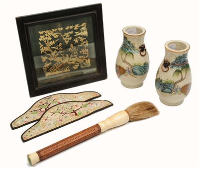 Lot 106 - A CHINESE BONE AND BAMBOO BRUSH