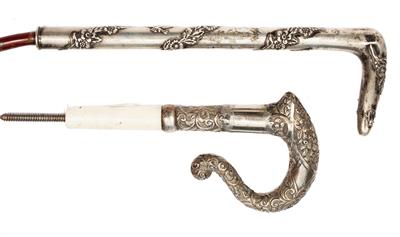 Lot 208 - A 19TH CENTURY INDIAN CANE HANDLE