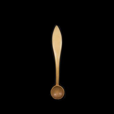 Lot 309 - A ZULU BONE SNUFF SPOON with circular bowl