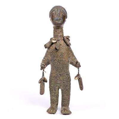 Lot 352 - AN IGBONKWO STYLE CAST METAL FIGURE with shell and metal fertility pendants