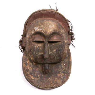 Lot 397 - A CONGO SUKU WOODEN MASK with woven back head slip