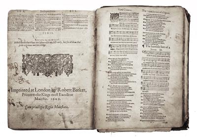 Lot 671 - A 17TH CENTURY BIBLE attributed to Robert Barker and dated 1605