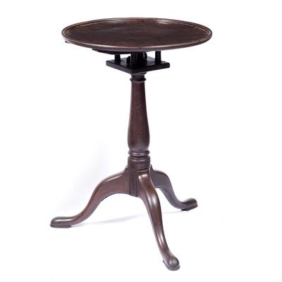 Lot 12 - Mahogany tripod table