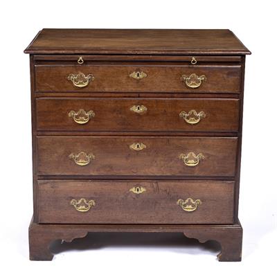 Lot 18 - Mahogany chest of drawers