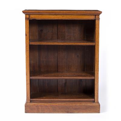Lot 21 - Mahogany open bookcase